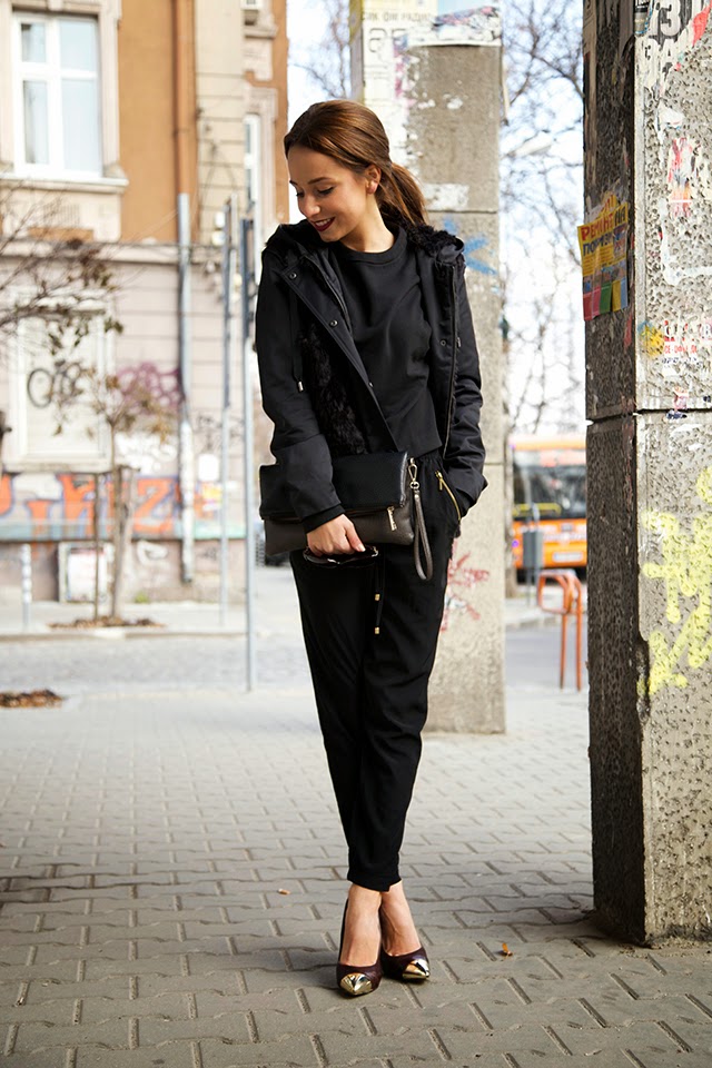 black_on_black_winter_outfit